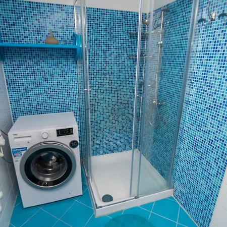 Sun View Apartment *